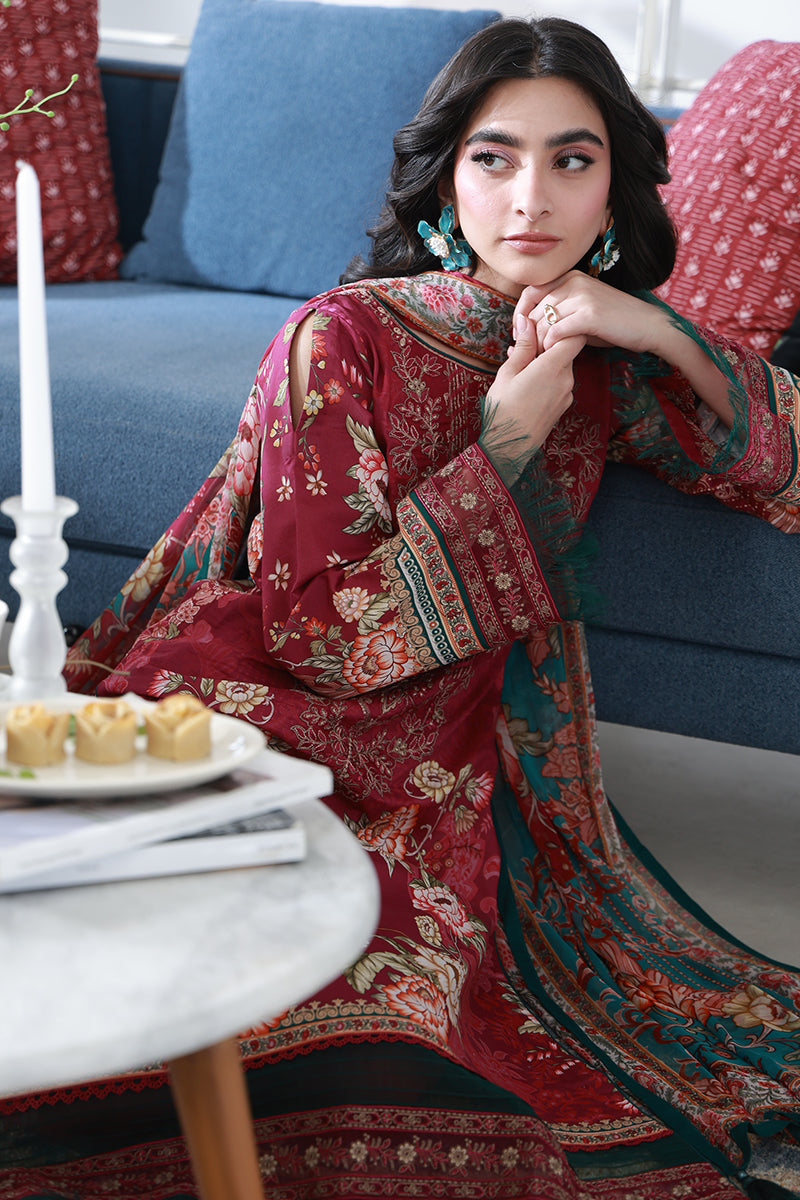 Gulaal | Delia Lawn | Hilyn