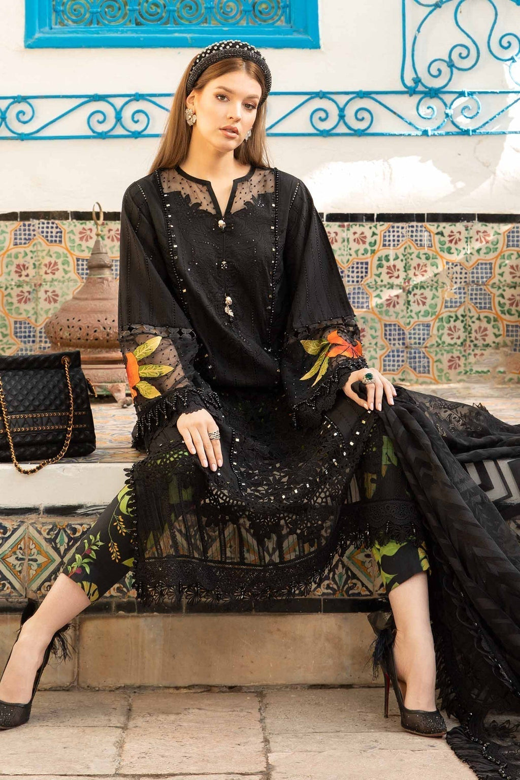 Maria B - D-2408-B - Lawn
