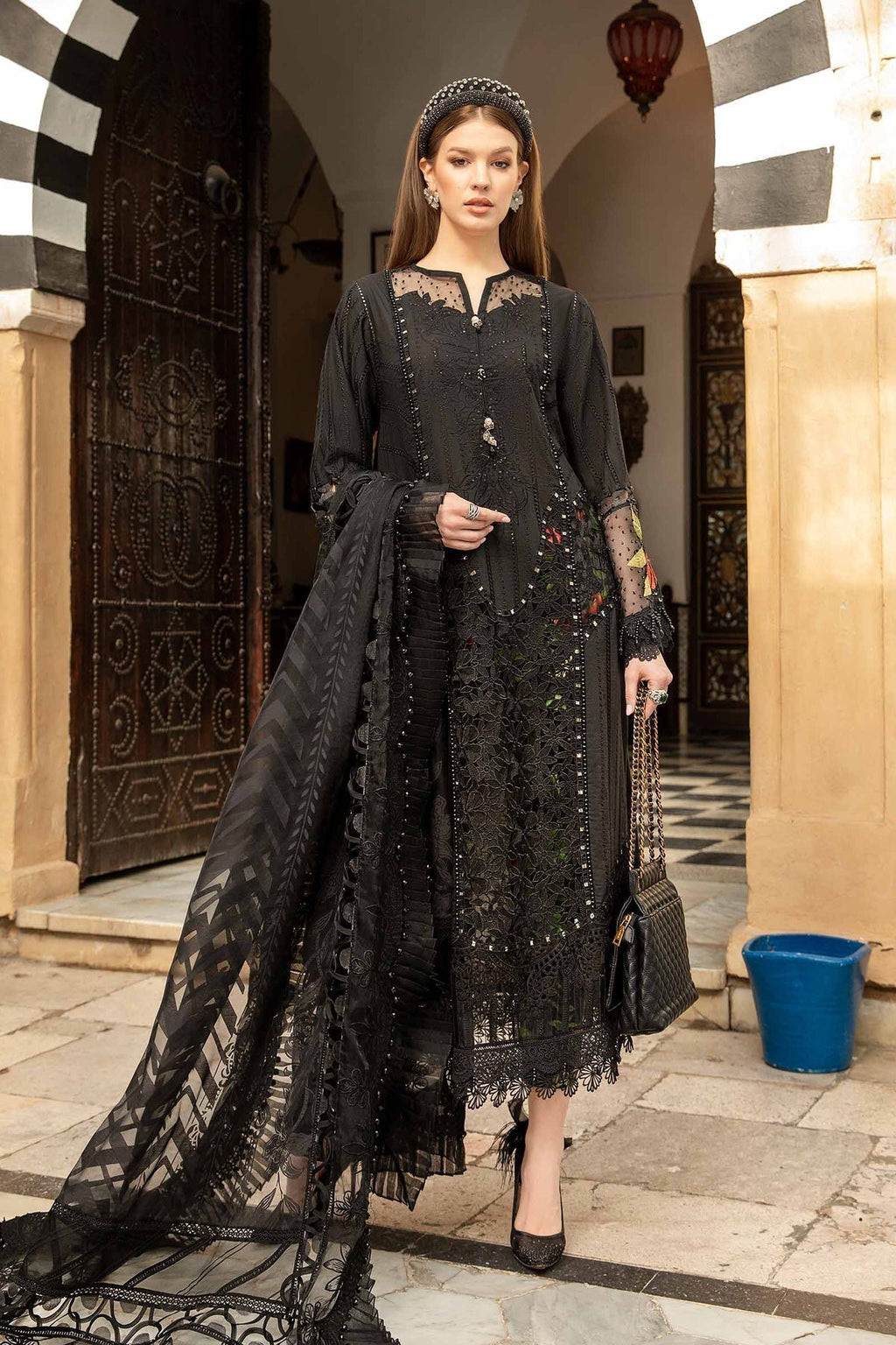 Maria B - D-2408-B - Lawn