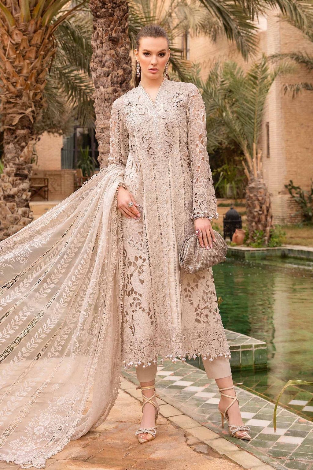 Maria B - D-2409-A - Lawn