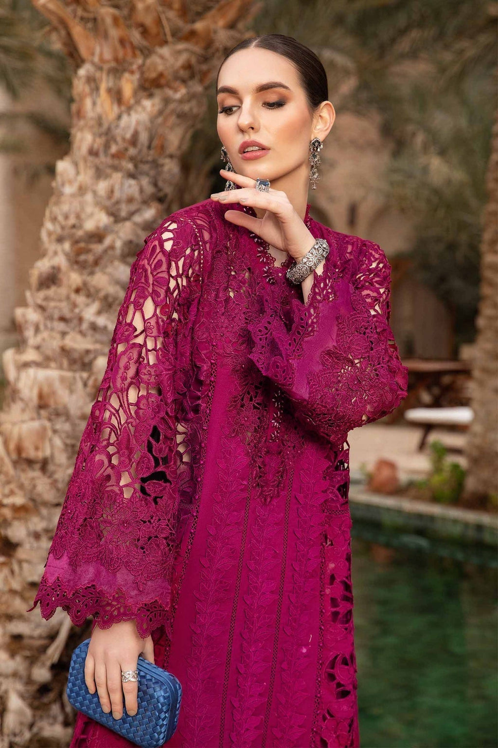 Maria B - D-2409-B - Lawn