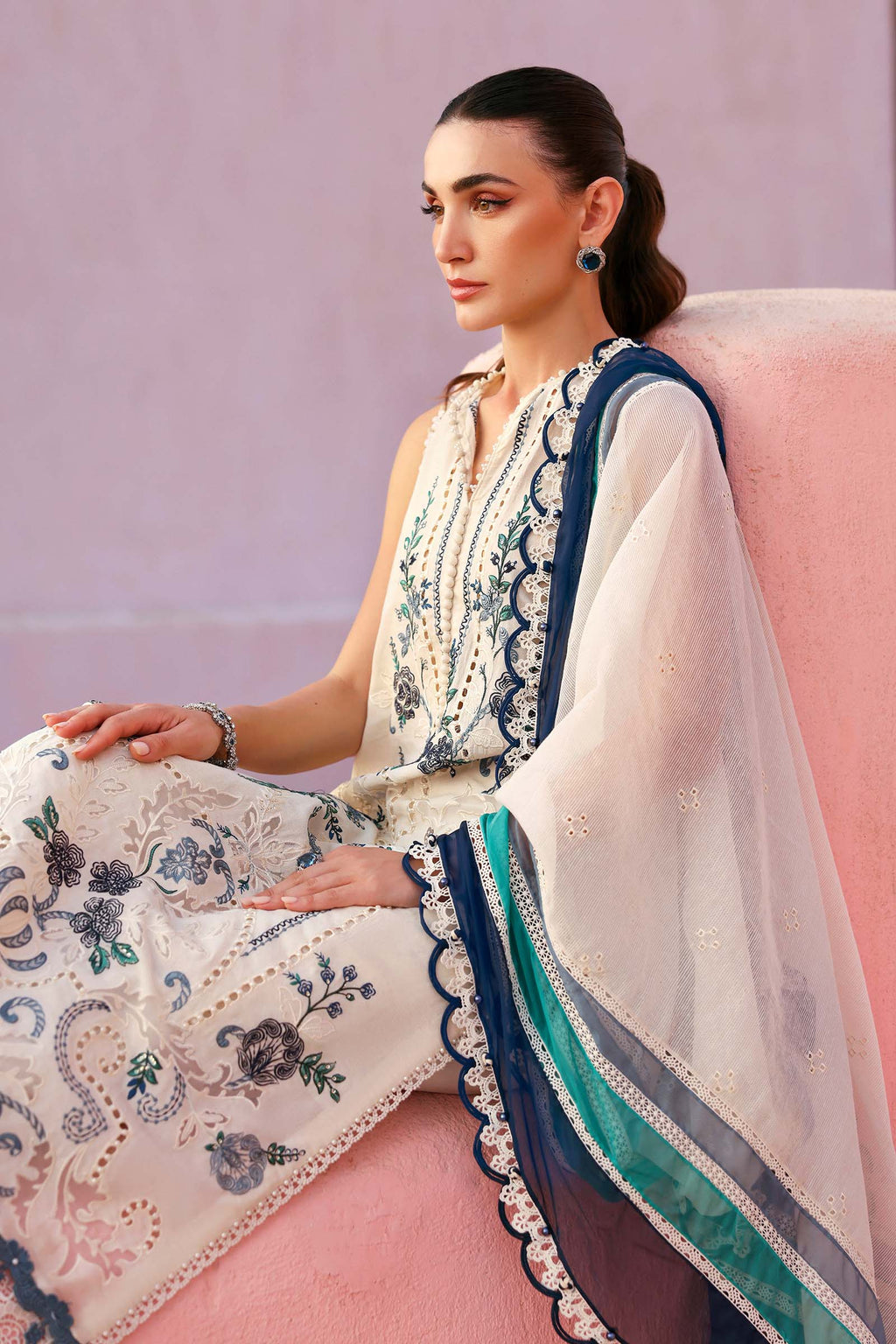 Maria B | Edit Lawn’26 | 3 Piece Unstitched Embroidered Jacquard Lawn Suit