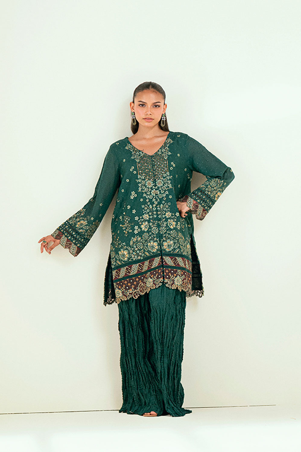 Dhanak | Signature Pret | DARK GREEN 2PCS EMBROIDERED KURTA WITH TROUSER
