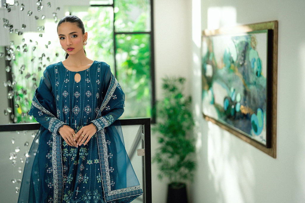 Dhanak | Signature Pret | TURQUOISE BLUE 2PCS EMBROIDERED PISHWAS WITH TROUSER