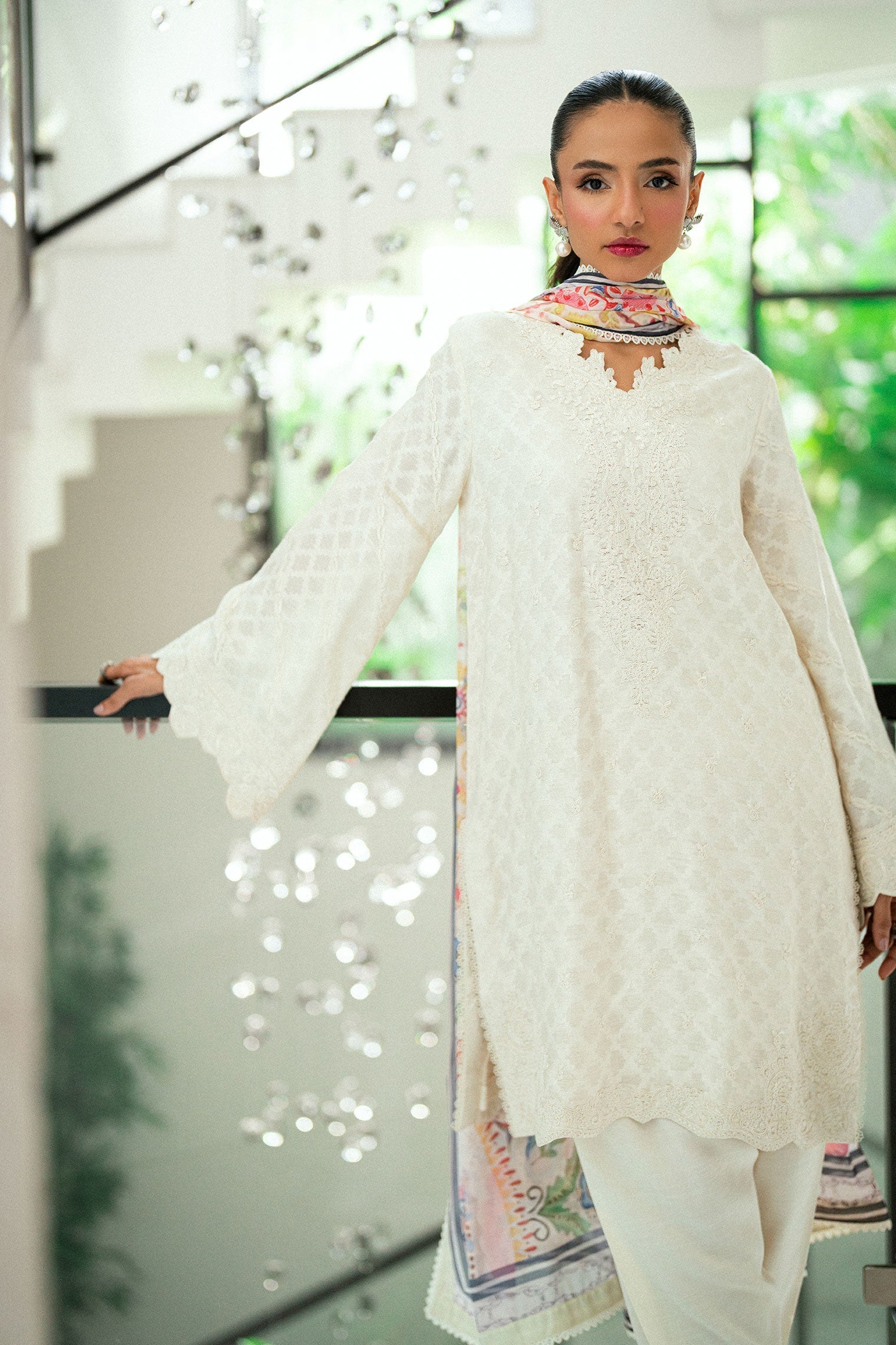 Dhanak | Signature Pret | OFF WHITE 2PCS EMBROIDERED KURTA WITH TROUSER