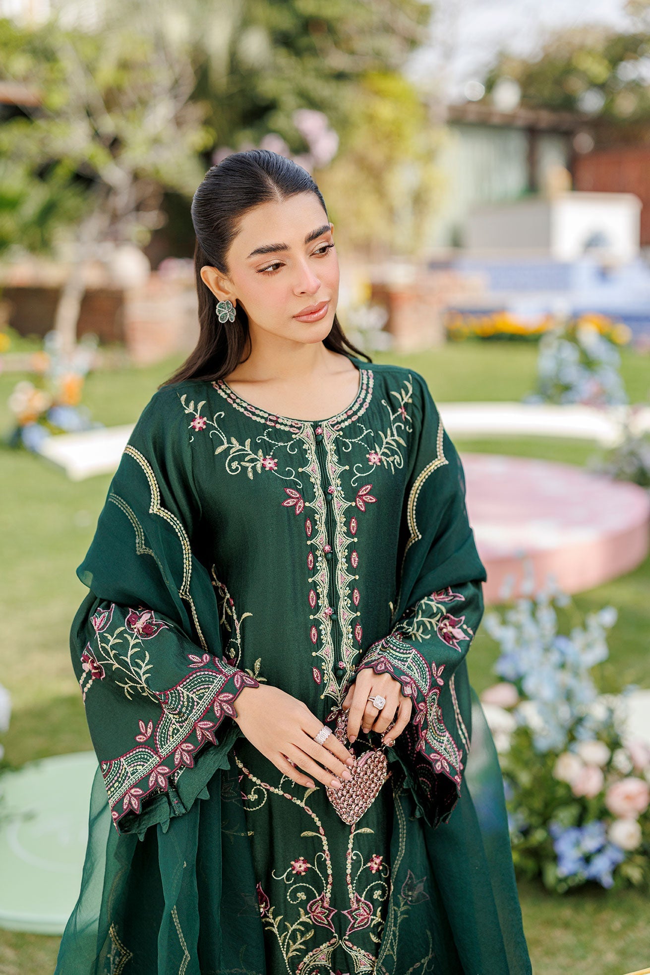 Dhanak | Signature Pret | BOTTLE GREEN 2PCS EMBROIDERED KURTA WITH TROUSER