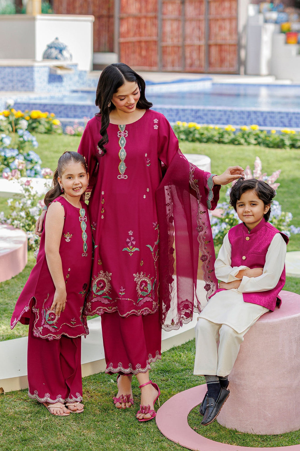 Dhanak | Signature Pret | MAGENTA 2PCS EMBROIDERED KURTA WITH TROUSER