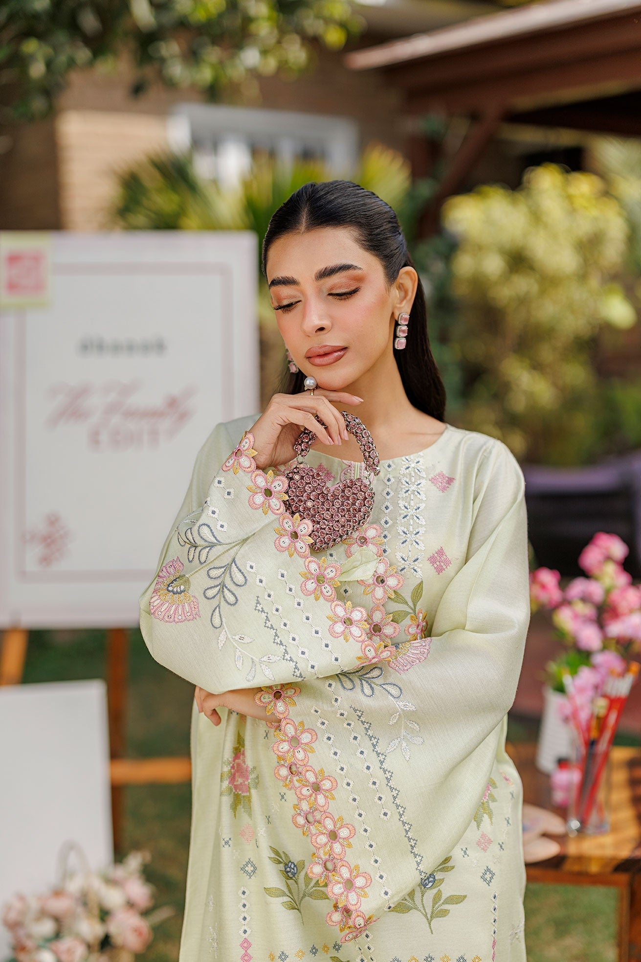 Dhanak | Signature Pret | MINT GREEN 2PCS EMBROIDERED KURTA WITH TROUSER