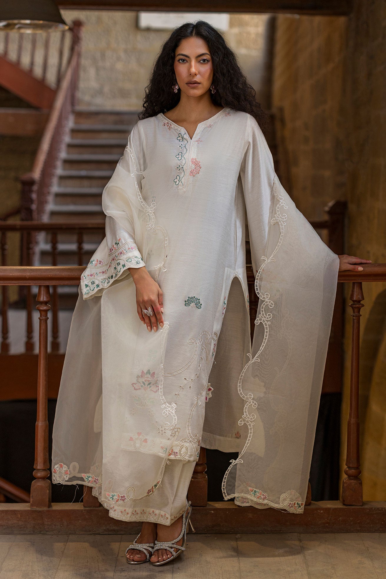 Dhanak | Signature Pret | OFF-WHITE 2PCS EMBROIDERED KURTA WITH TROUSER