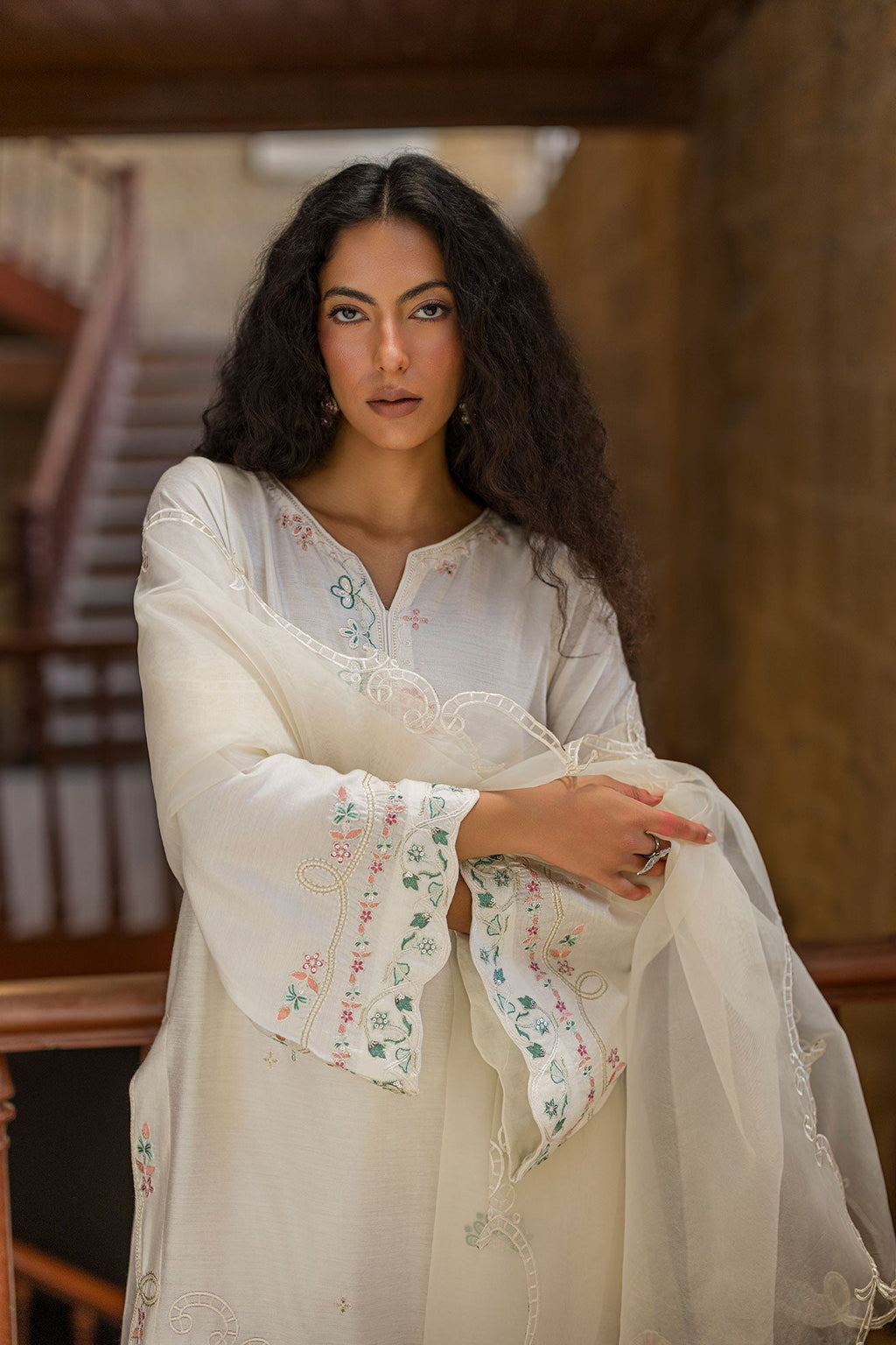 Dhanak | Signature Pret | OFF-WHITE 2PCS EMBROIDERED KURTA WITH TROUSER