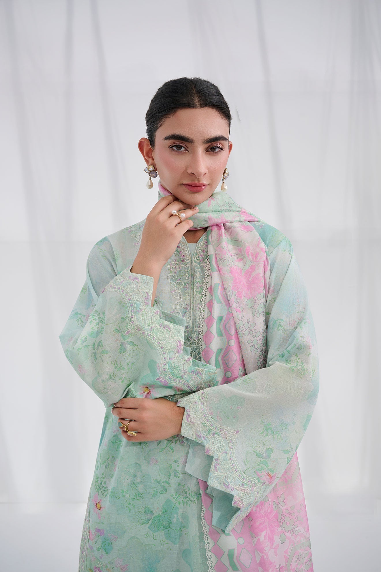 Dhanak | Casual Pret | GREEN COTTON JACQUARD 2PCS EMBROIDERED KURTA WITH TROUSER