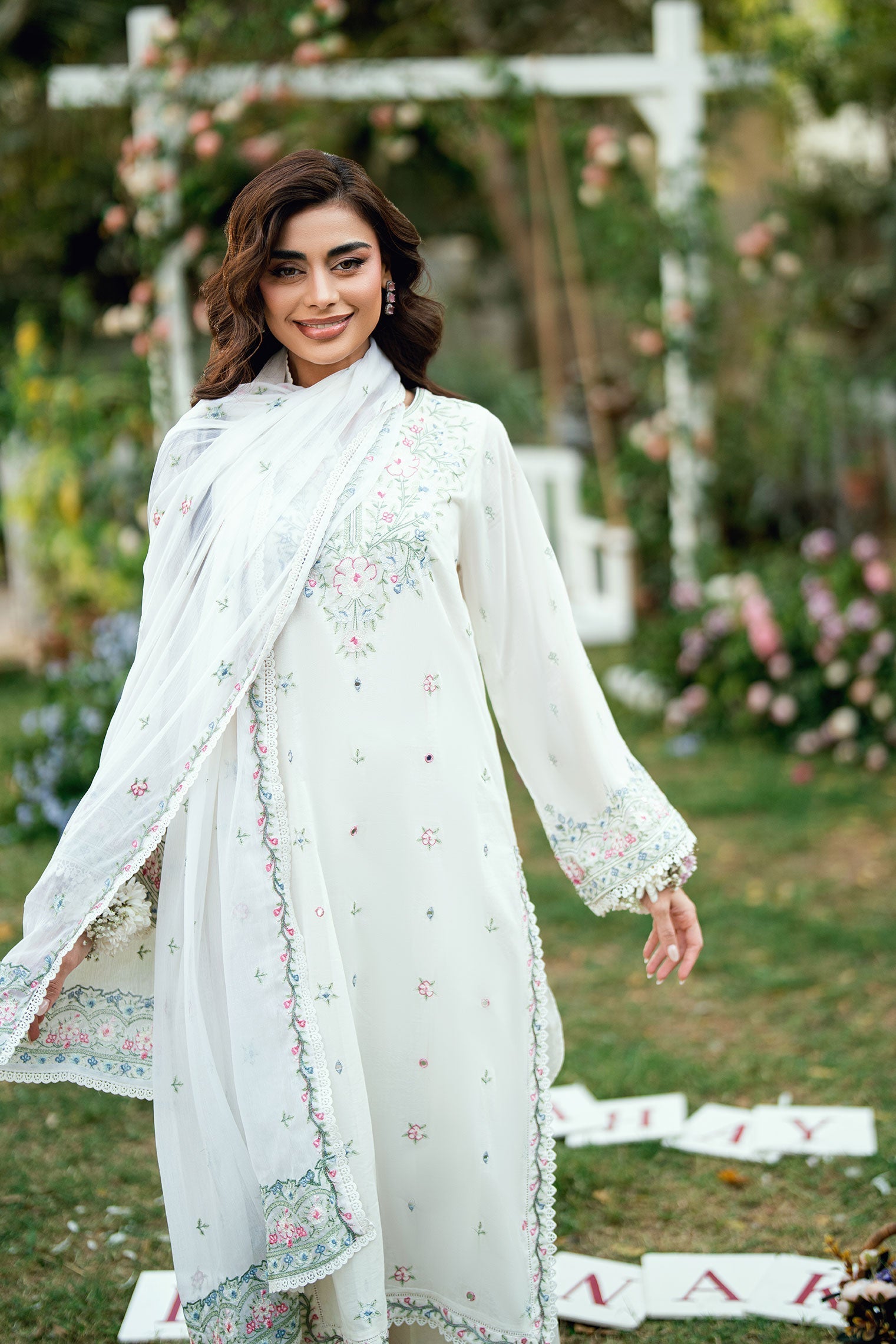 Dhanak | SWISS VOILE | OFF WHITE SWISS VOILE 2PCS EMBROIDERED KURTA WITH TROUSER
