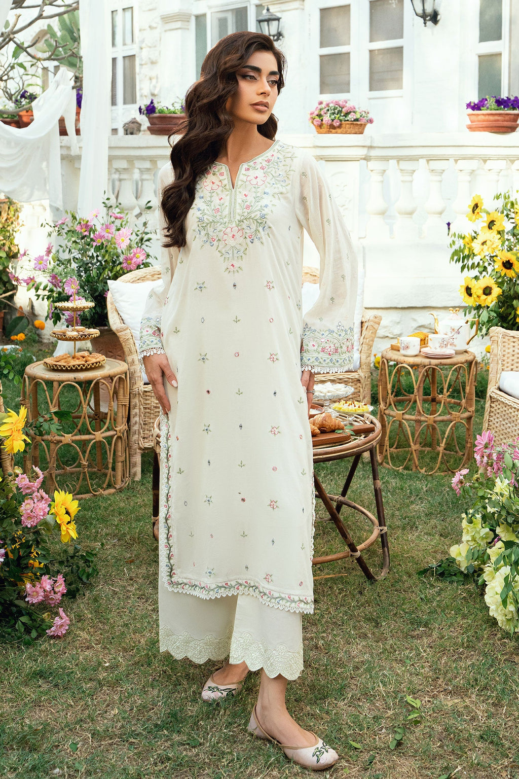 Dhanak | SWISS VOILE | OFF WHITE SWISS VOILE 2PCS EMBROIDERED KURTA WITH TROUSER