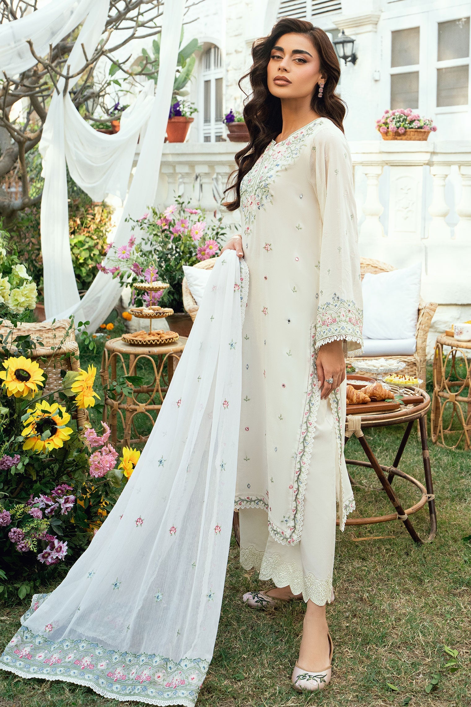 Dhanak | SWISS VOILE | OFF WHITE SWISS VOILE 2PCS EMBROIDERED KURTA WITH TROUSER