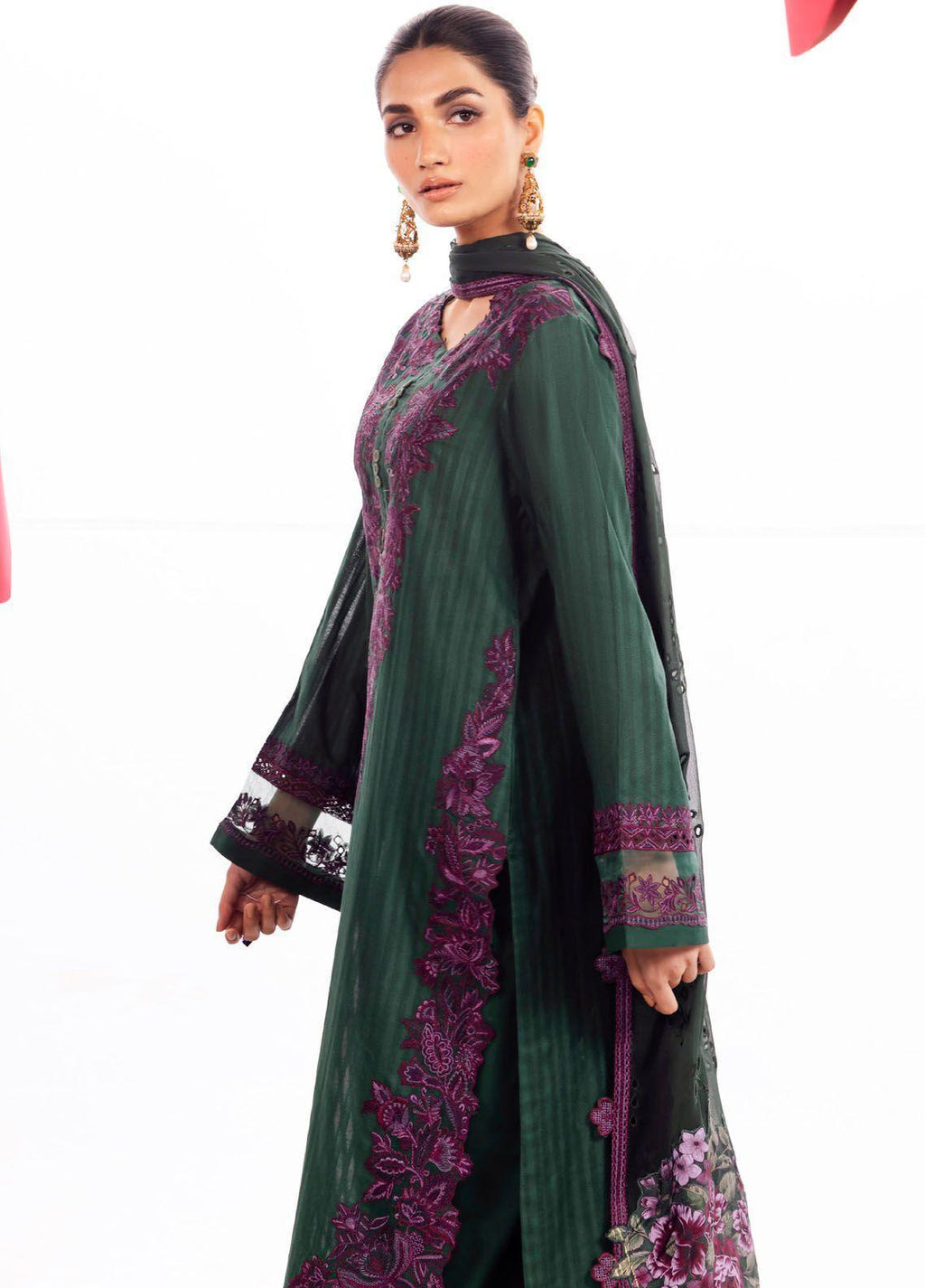 Iznik Dahlia Embroidered Luxury Lawn 3Pc Suit DL-02 WHIMSY - House Of Anaya