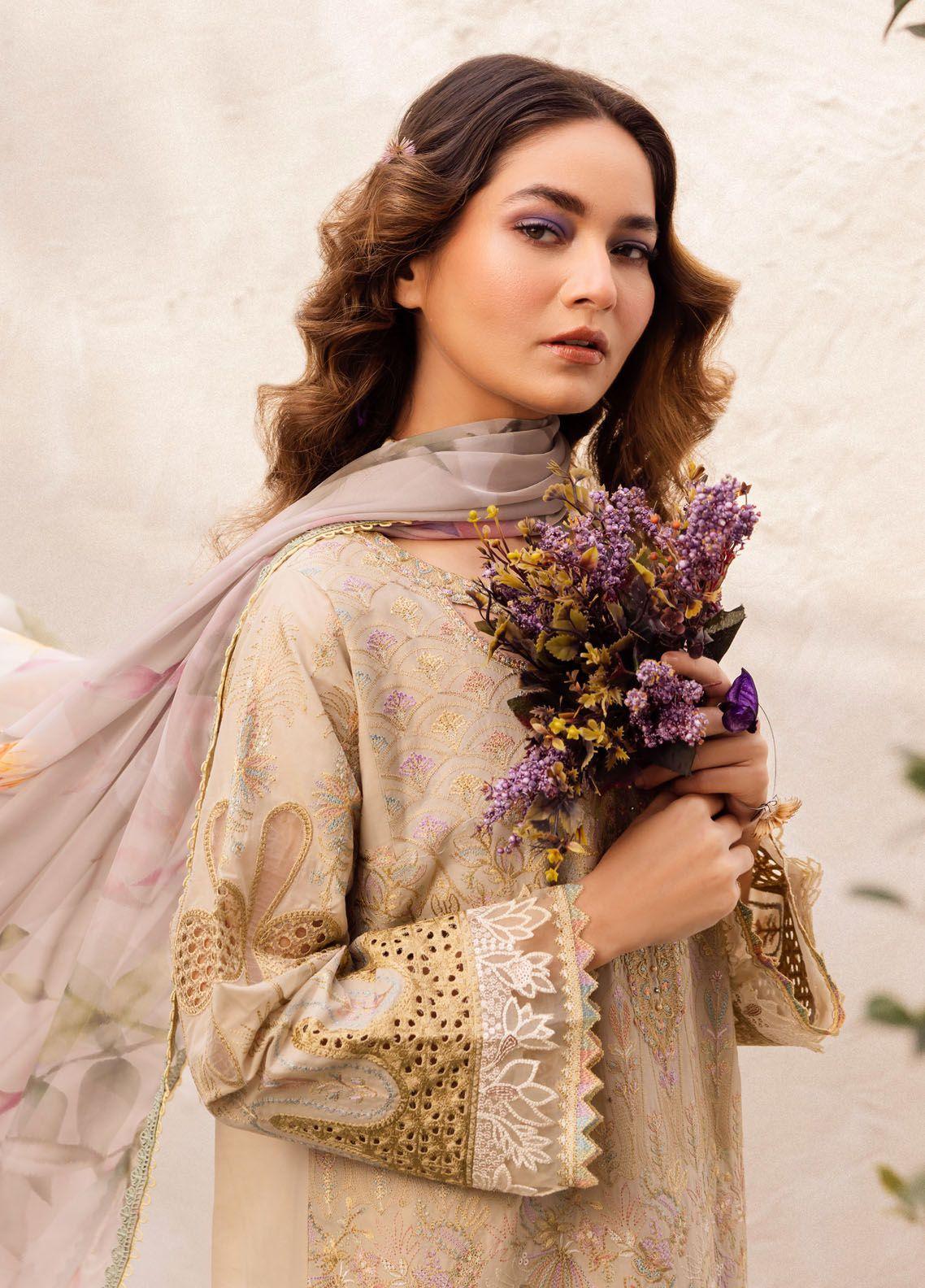 Iznik Dahlia Embroidered Luxury Lawn 3Pc Suit DL-03 CASCADE - House Of Anaya
