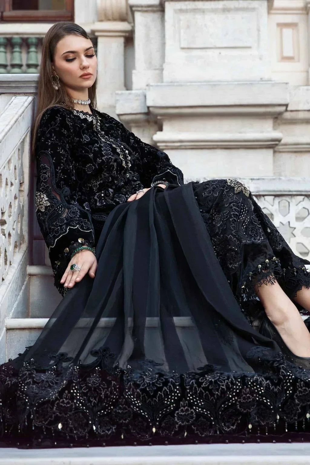 Maria B | Linen 23 | Black & Gold DL-1111 - House Of Anaya