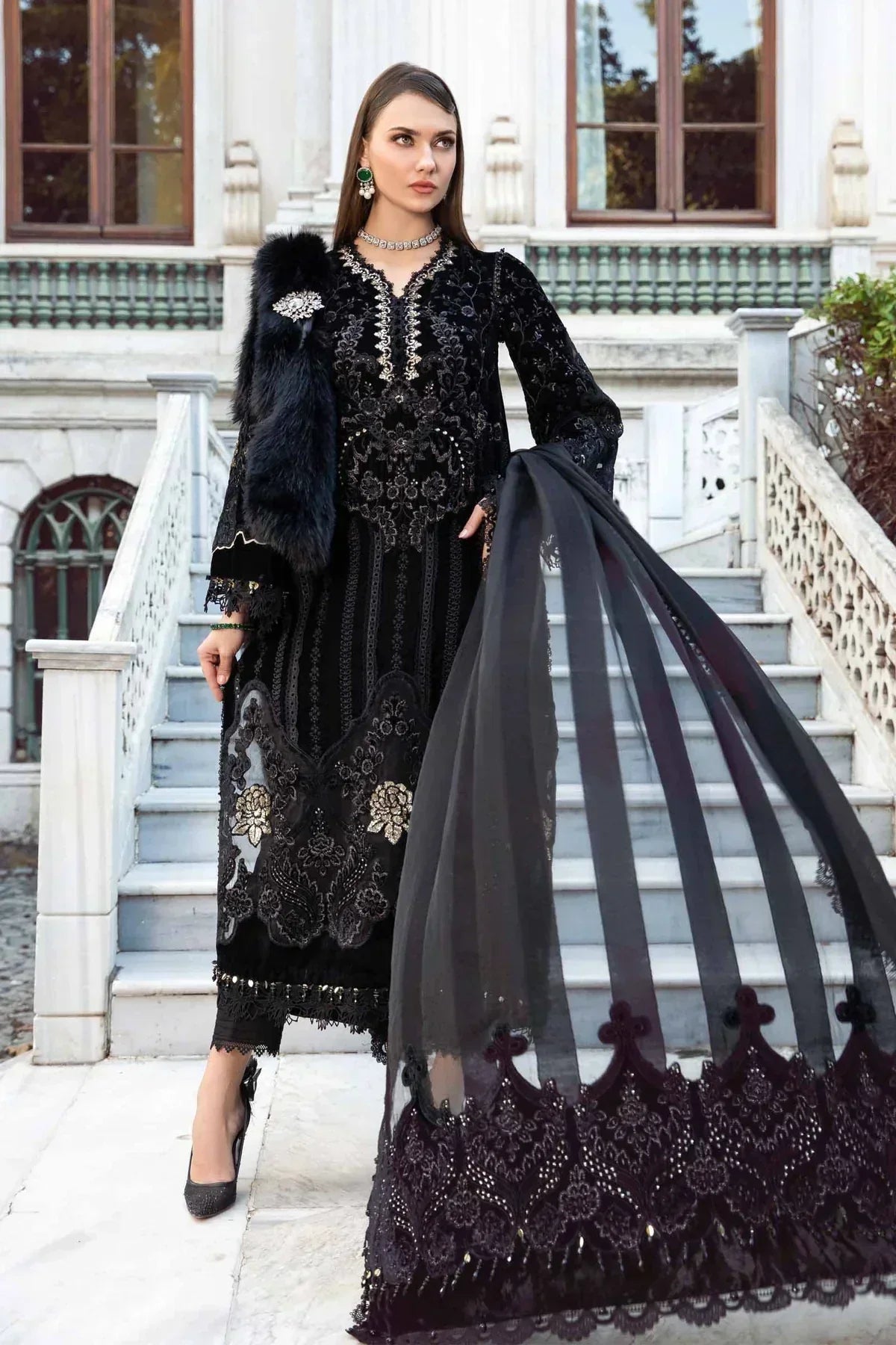 Maria B | Linen 23 | Black & Gold DL-1111 - House Of Anaya