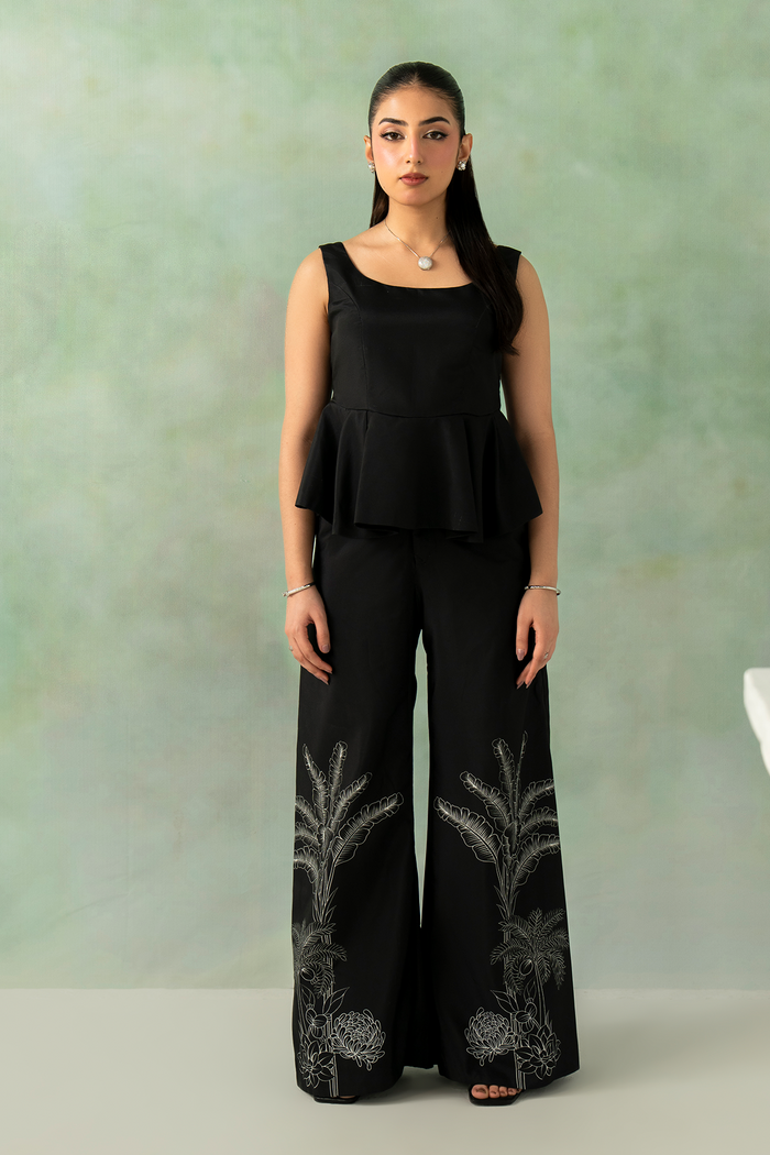 Zarposh | Folds SS 26 | LUMA