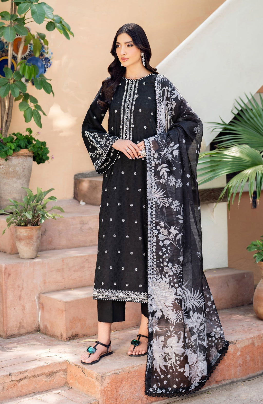 Zarif | Nura Textured Lawn 25 |  MILHA