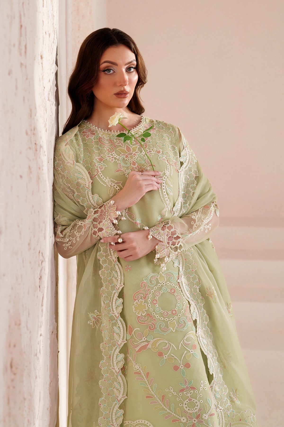 Alizeh | Threads Eid Festive Edit 26 |AF-BDHG-5042-Anya
