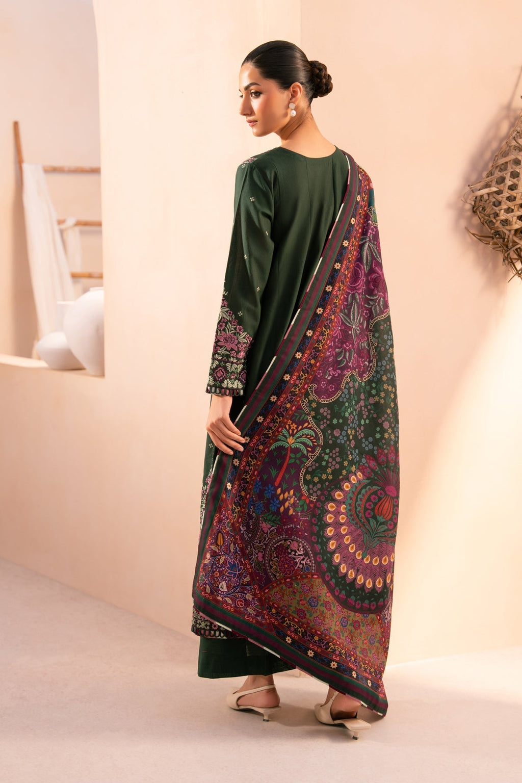 Xenia Formals | Rang e Khizan | ANYA