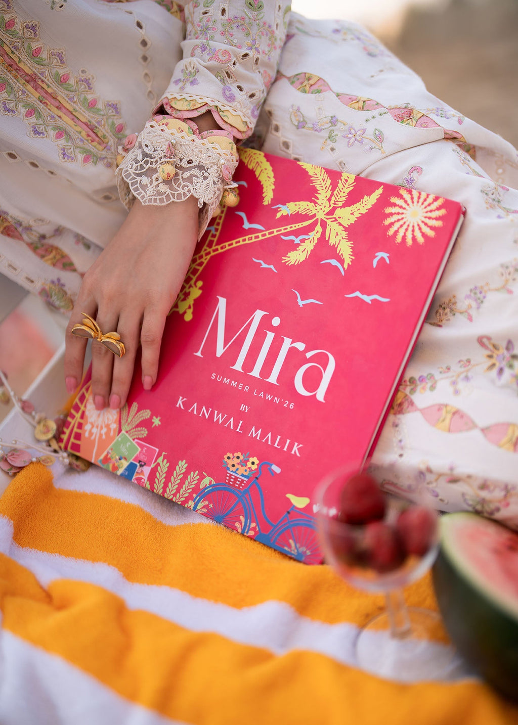 Kanwal Malik | Mira Summer LawnÕ26 | Luna