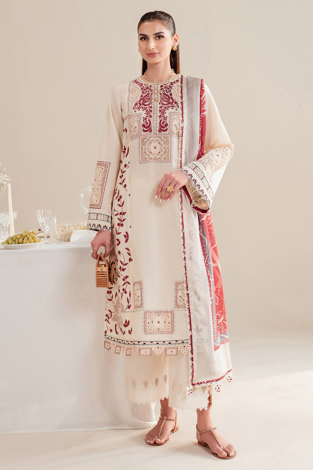 Jazmin | Iris Luxury Lawn 25 | IL'25-D02