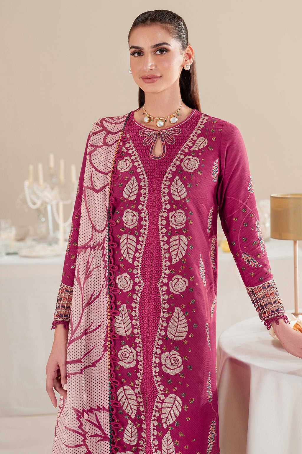 Jazmin | Iris Luxury Lawn 25 | IL'25-D05
