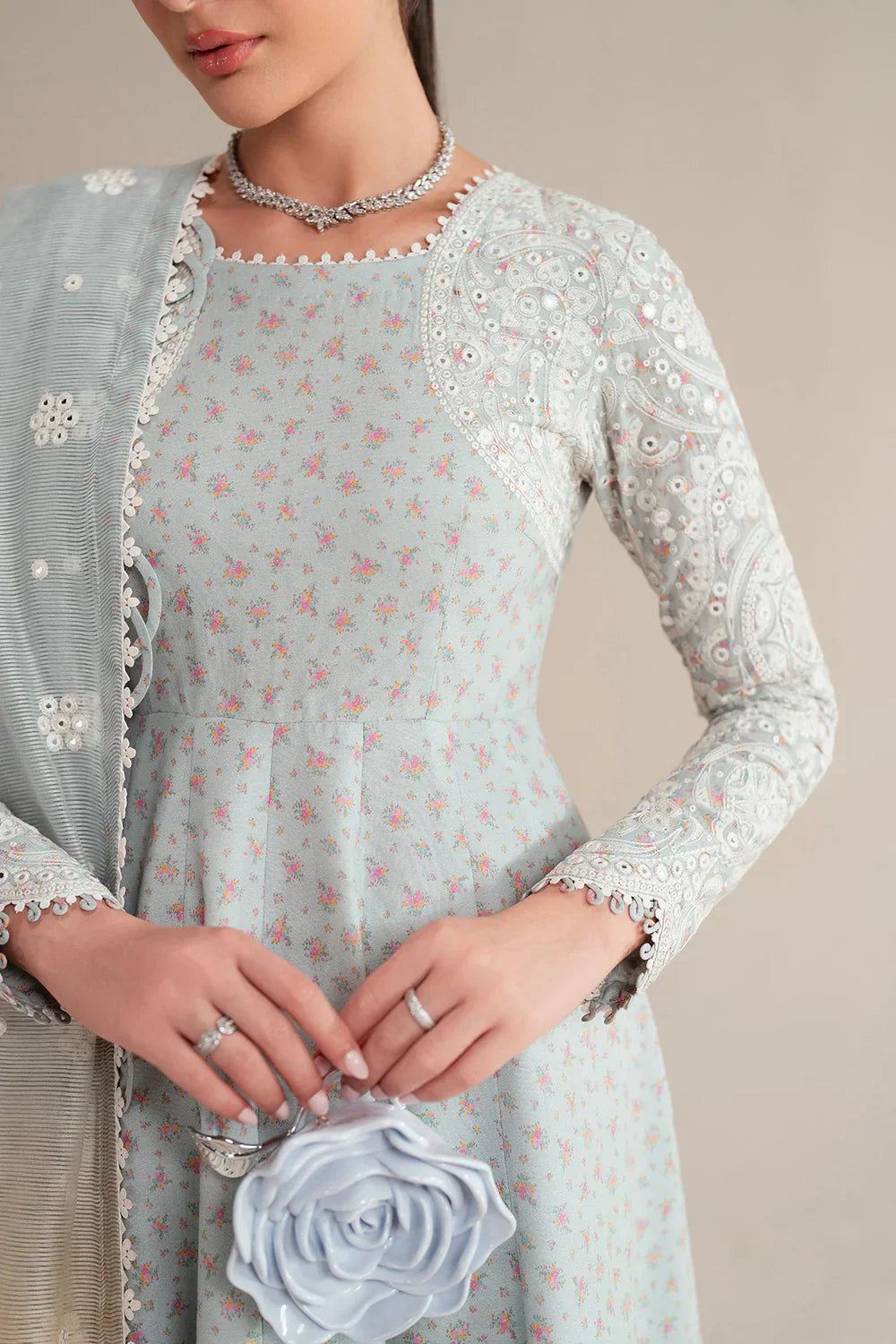 Jazmin | Iris EMBROIDERED LAWN IL'25-D04