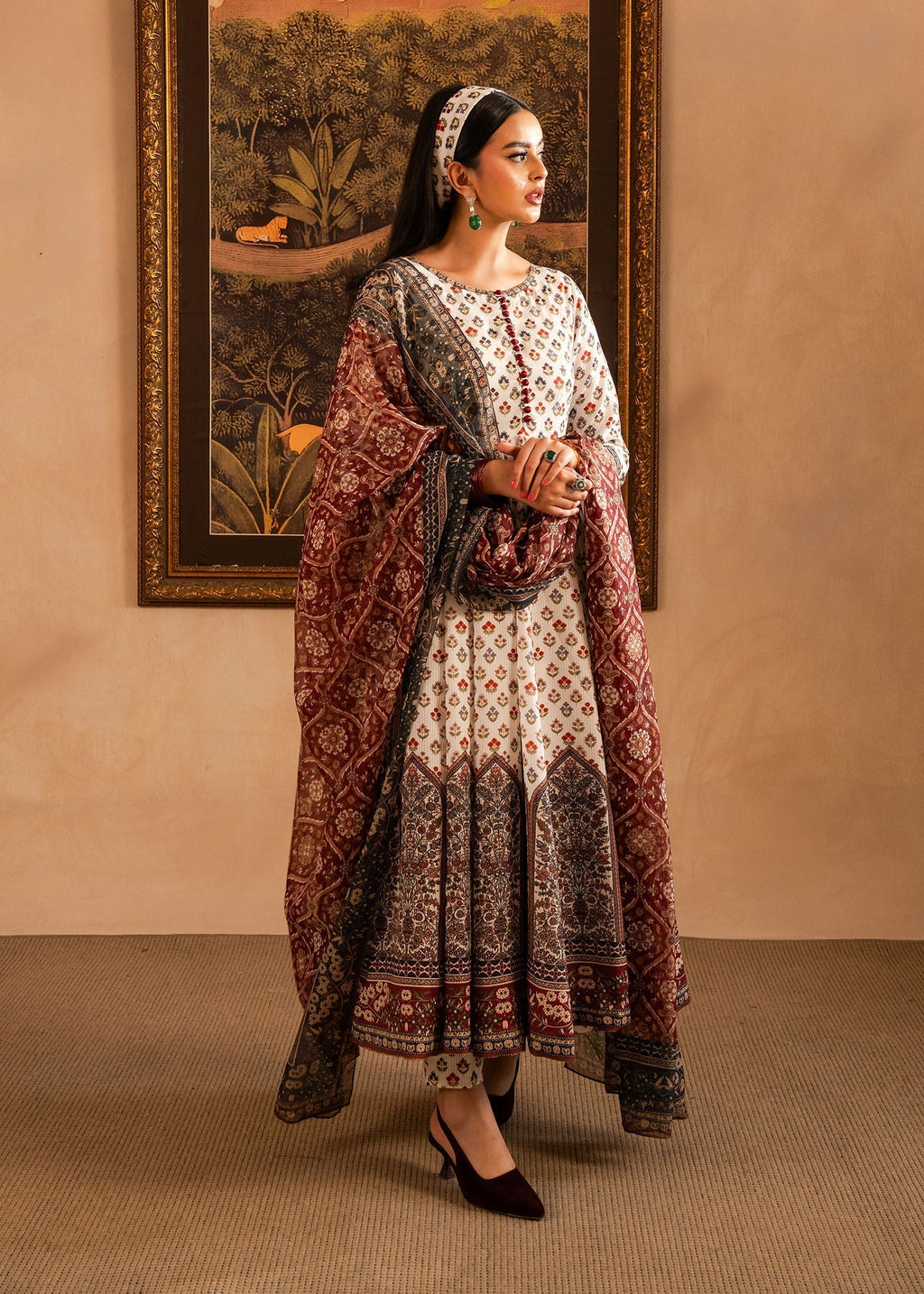 Maria Osama Khan | Retro Lawn 25 | Nair