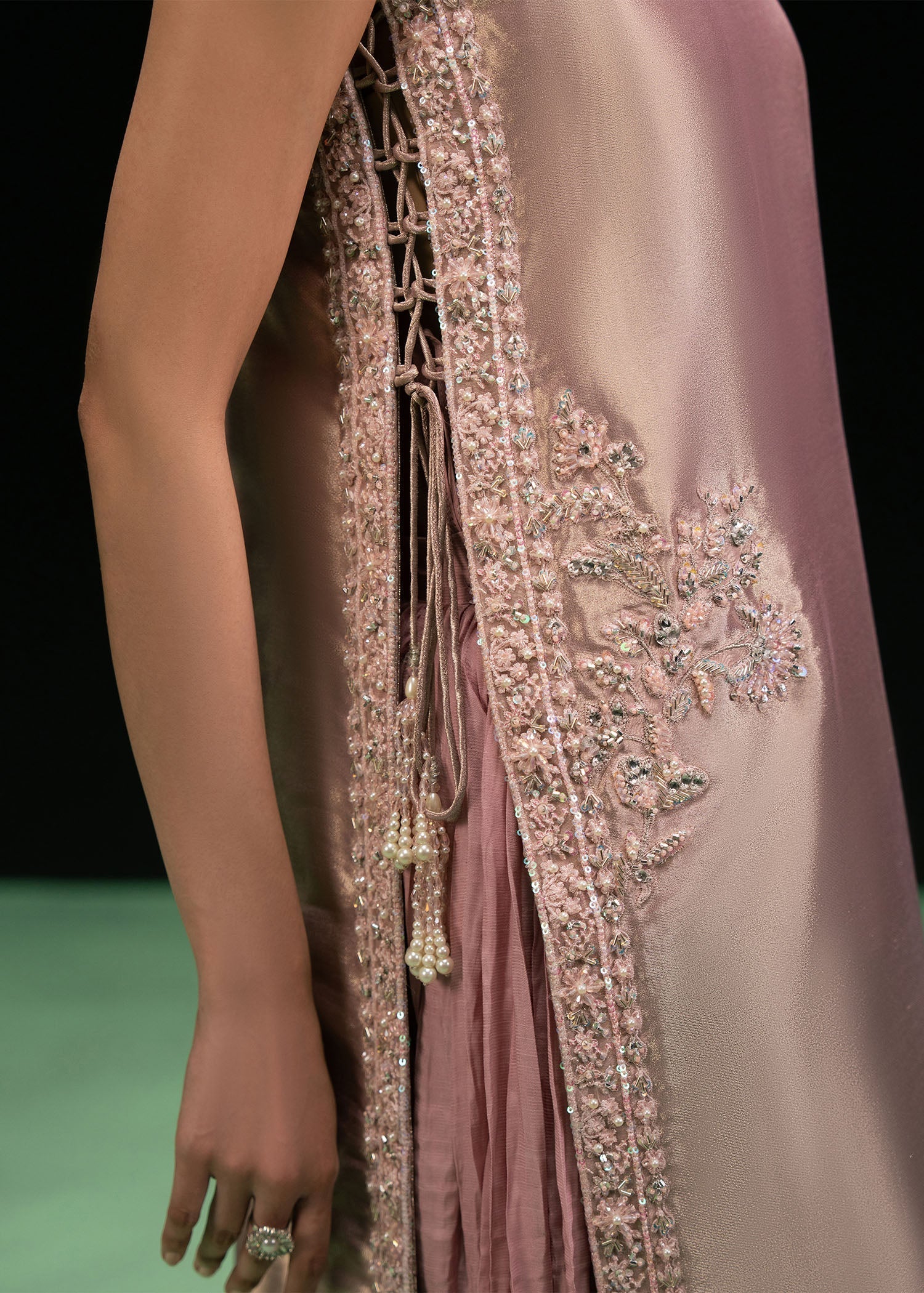 Dastoor | Leia Luxury Pret 26 | Verya