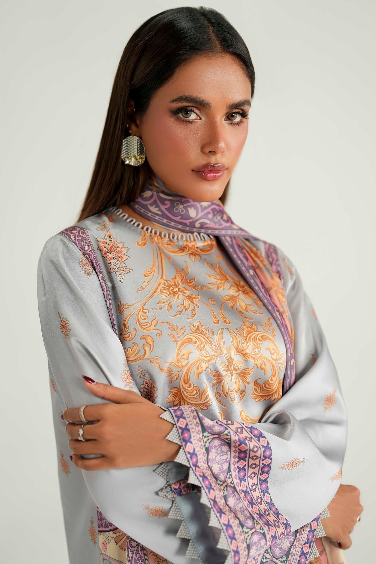 Akbar Aslam | Silk Pret | Noura