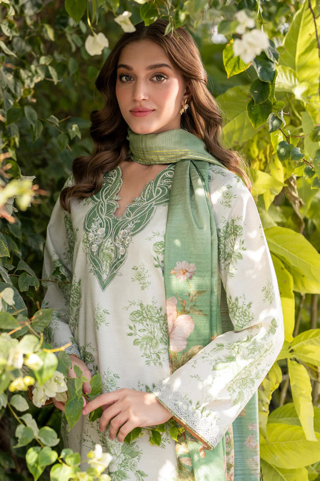 Xenia | Summer Away'25 | MOSS