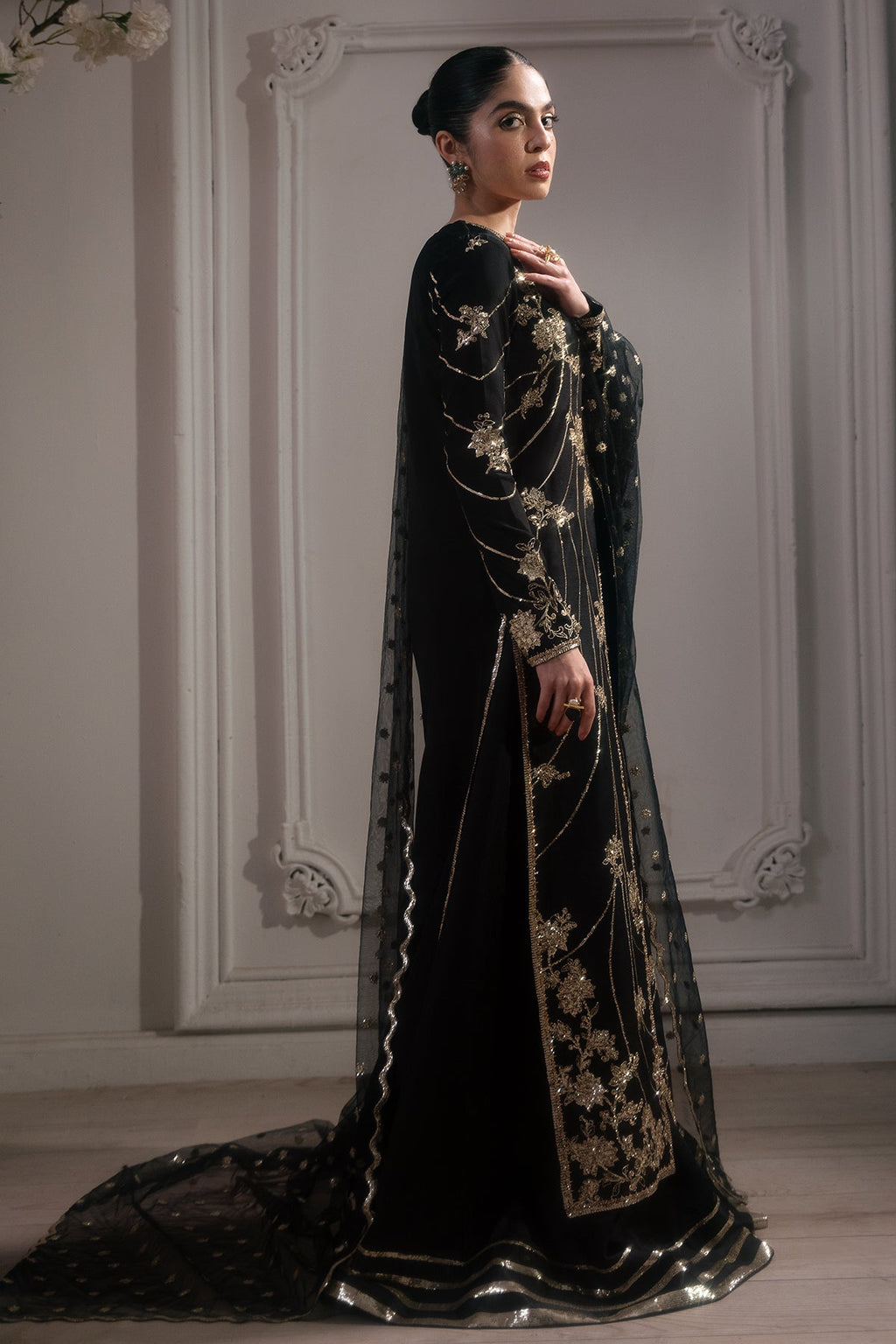 Mina Kashif | Emilie Formals | Gladious