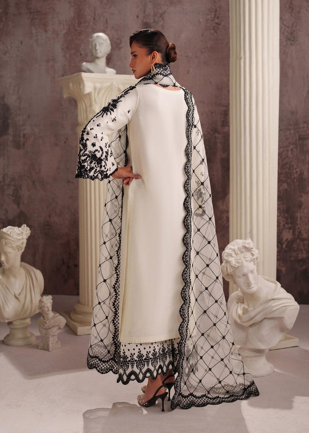 Dastoor | Maahi Luxury Pret | Zyra