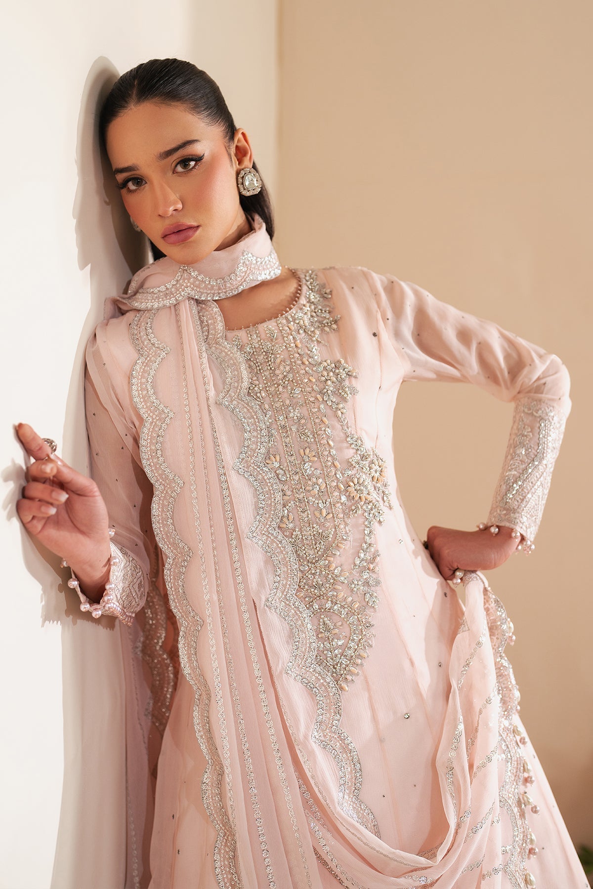 Alizeh | Handcrafted Eid Edit 25 | AF-HM-4036-Dazzle