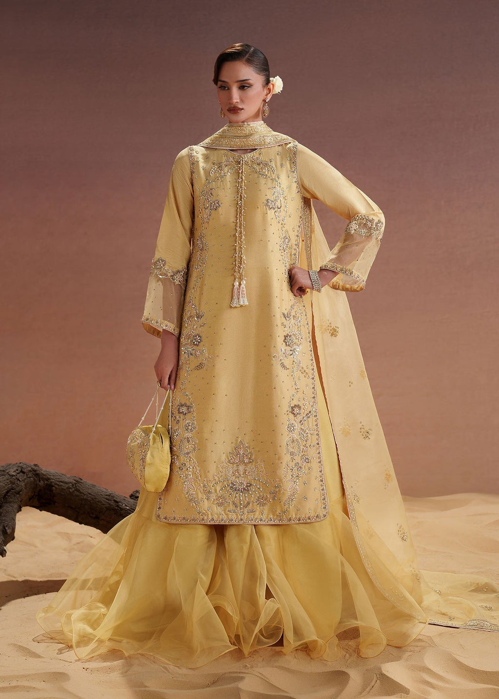 Dastoor | Maahi Luxury Pret | Amelie