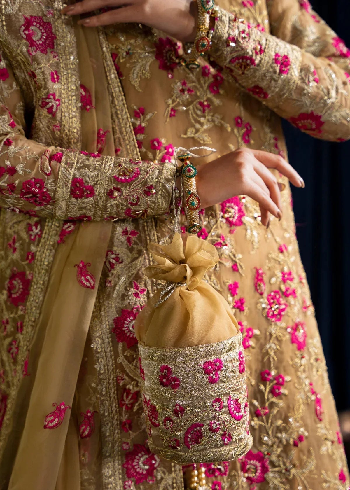 Shurooq | Vasl-e-yaar | Raeesa