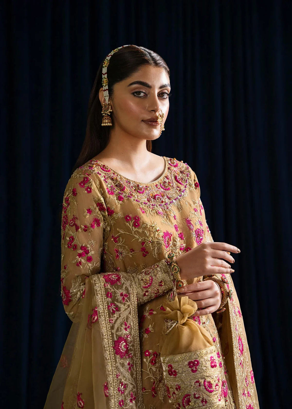 Shurooq | Vasl-e-yaar | Raeesa