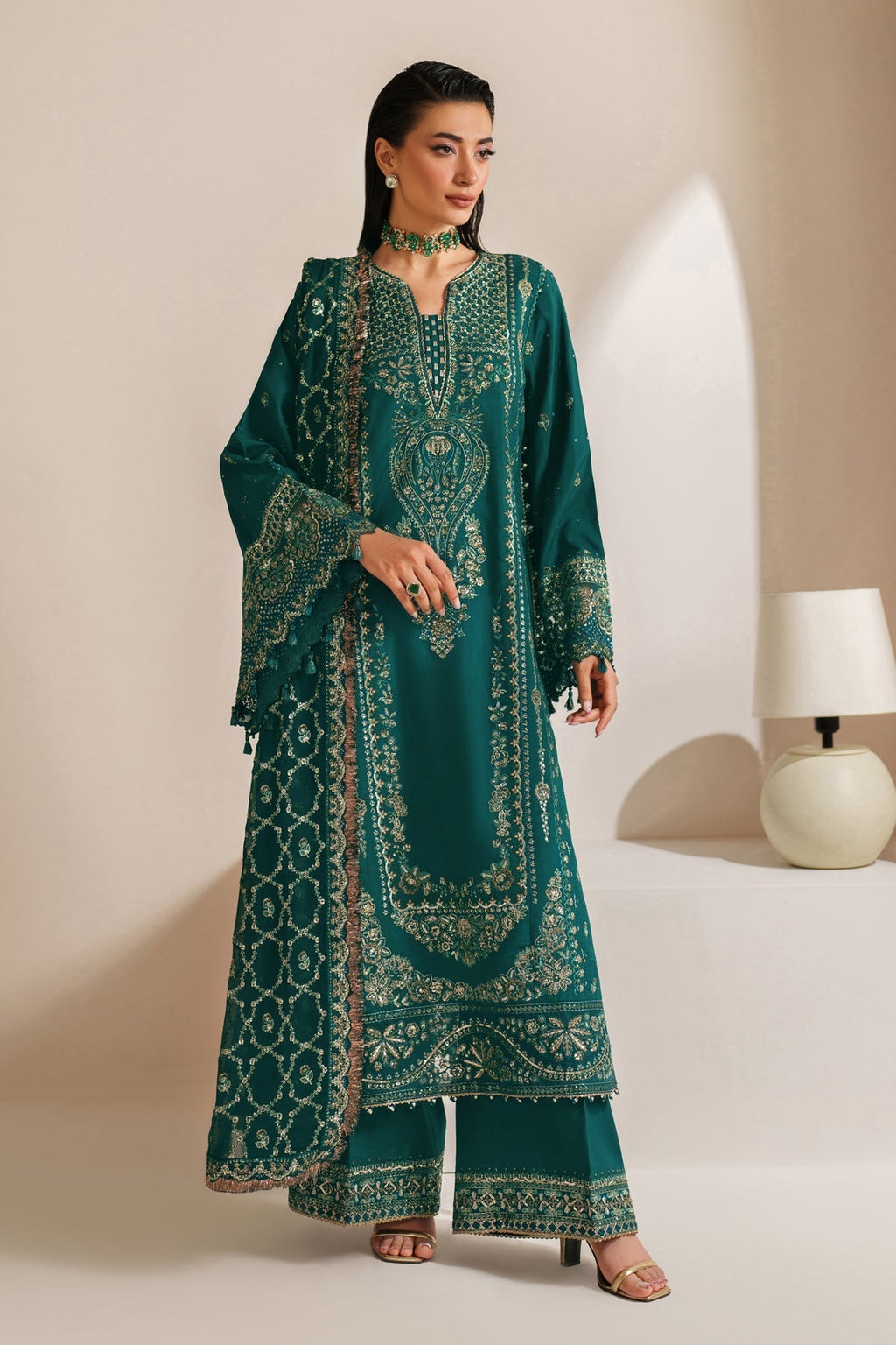 Xenia Formals | Neorah Luxury Formals | SERIYA
