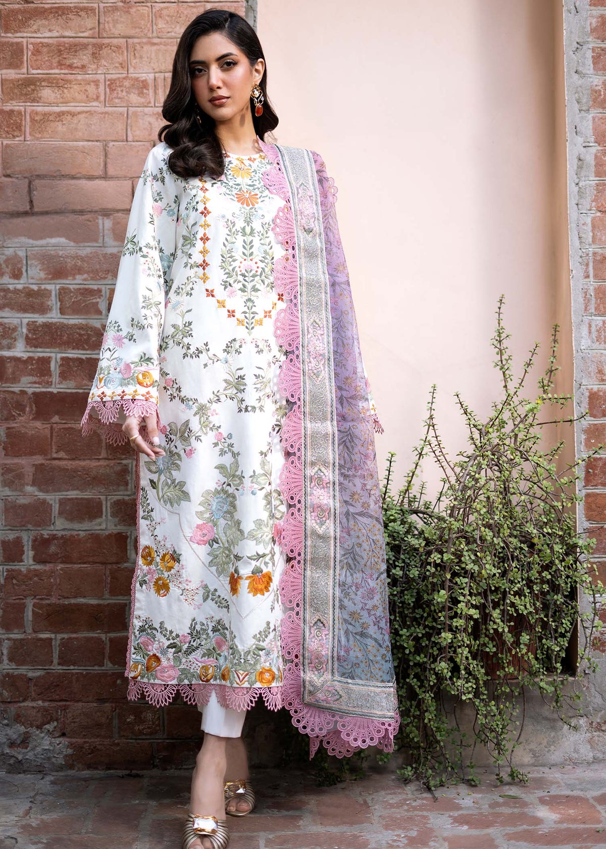 Fozia Khalid | Blossom Festive Lawn 25 | Lilly - Riwayat-e-Khas