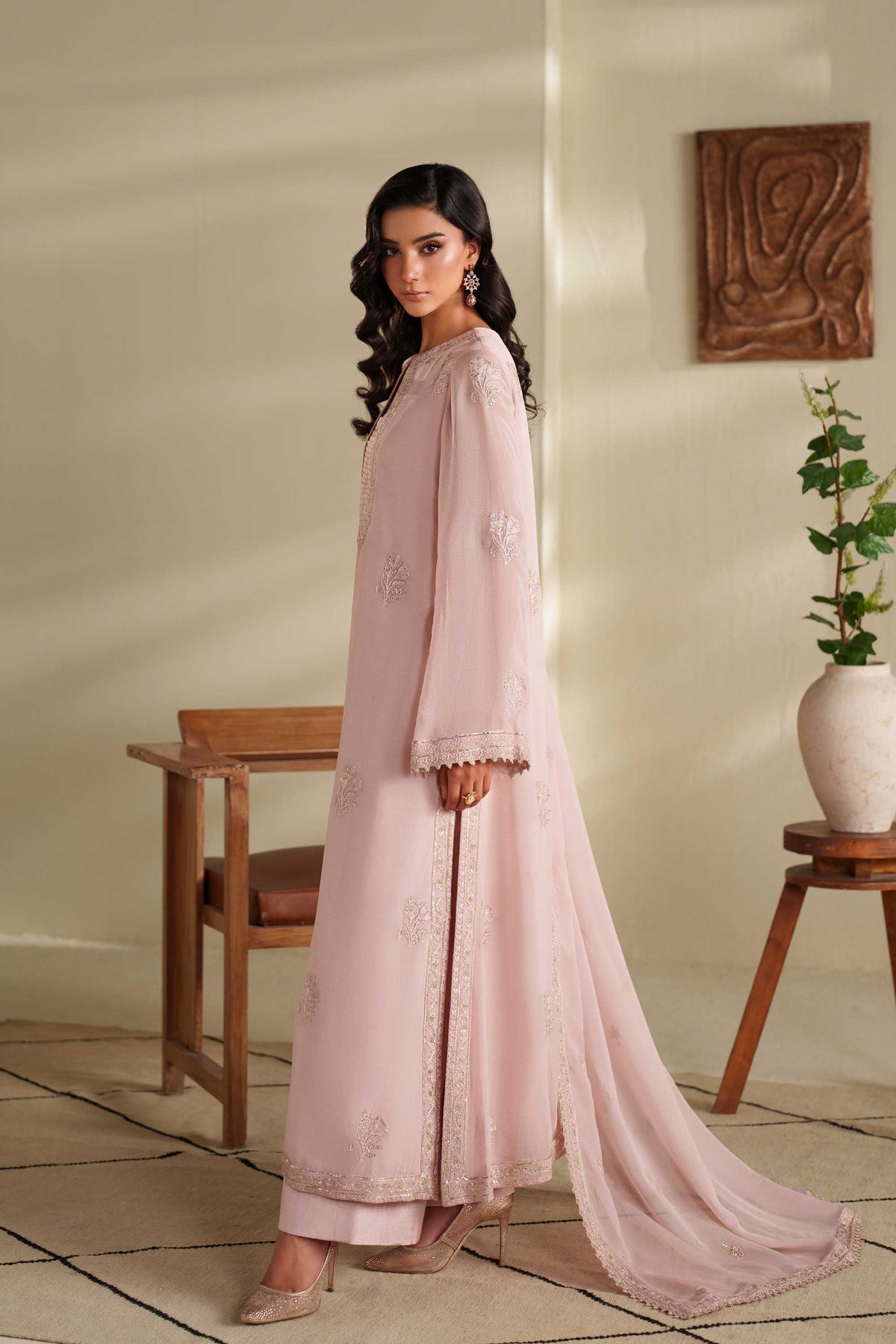 Akbar Aslam | Formal Pret | Friya