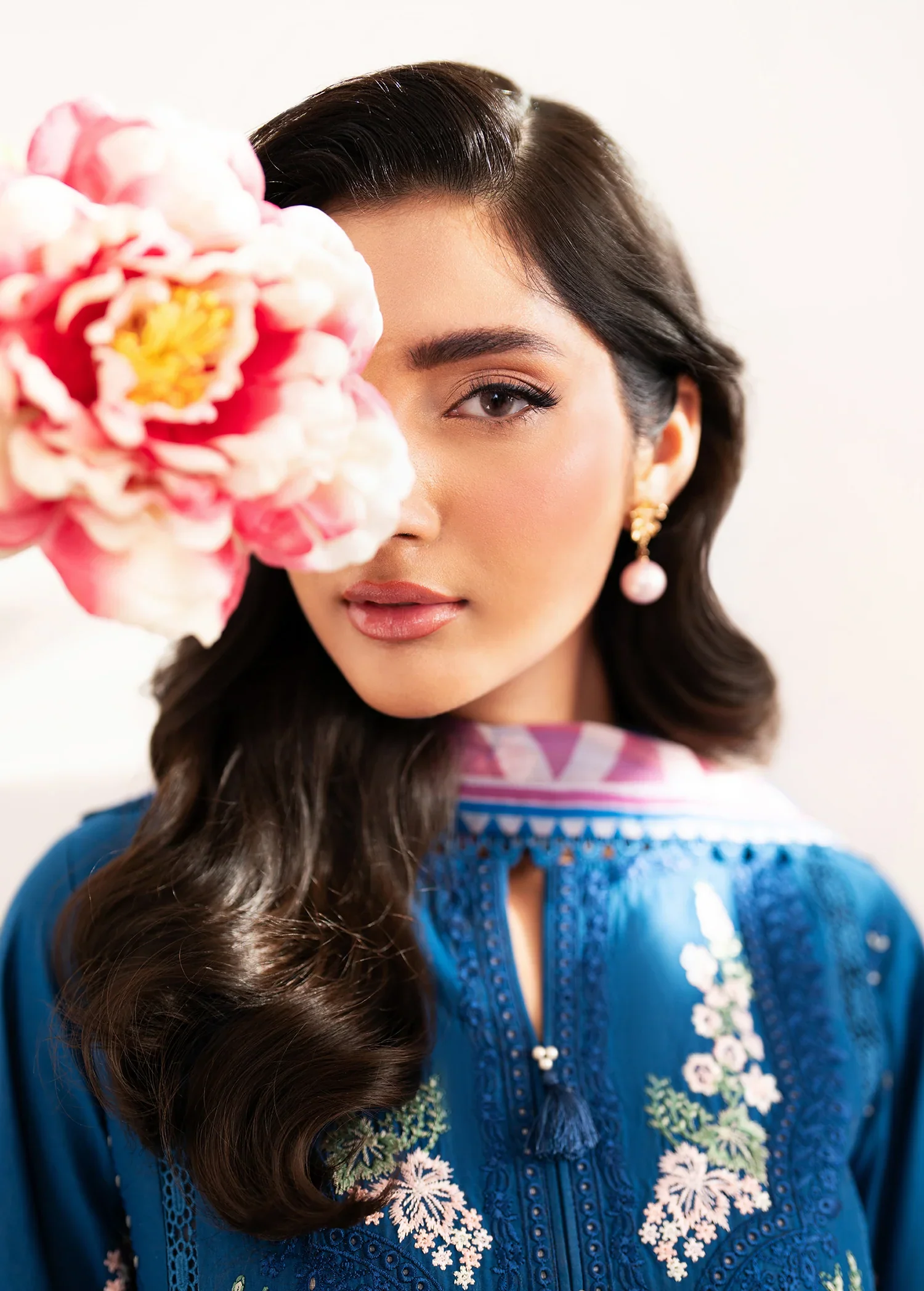 Sifa | Luxury Lawn Stitched | Neelaab