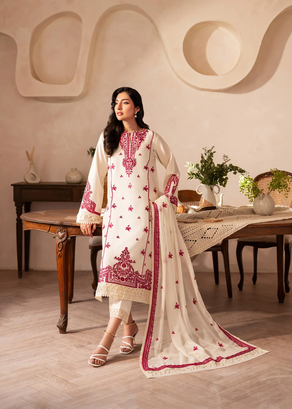 Sifa | Luxury Lawn Stitched | Raha