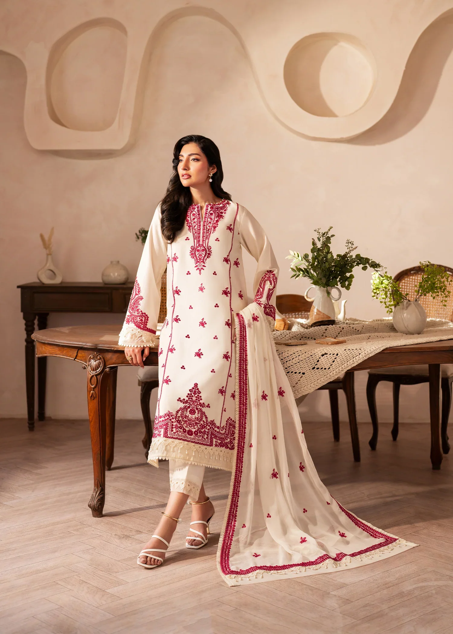 Sifa | Luxury Lawn Stitched | Raha