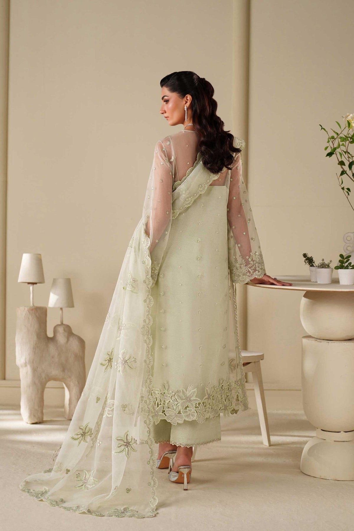 Akbar Aslam | Formal Pret | Elan