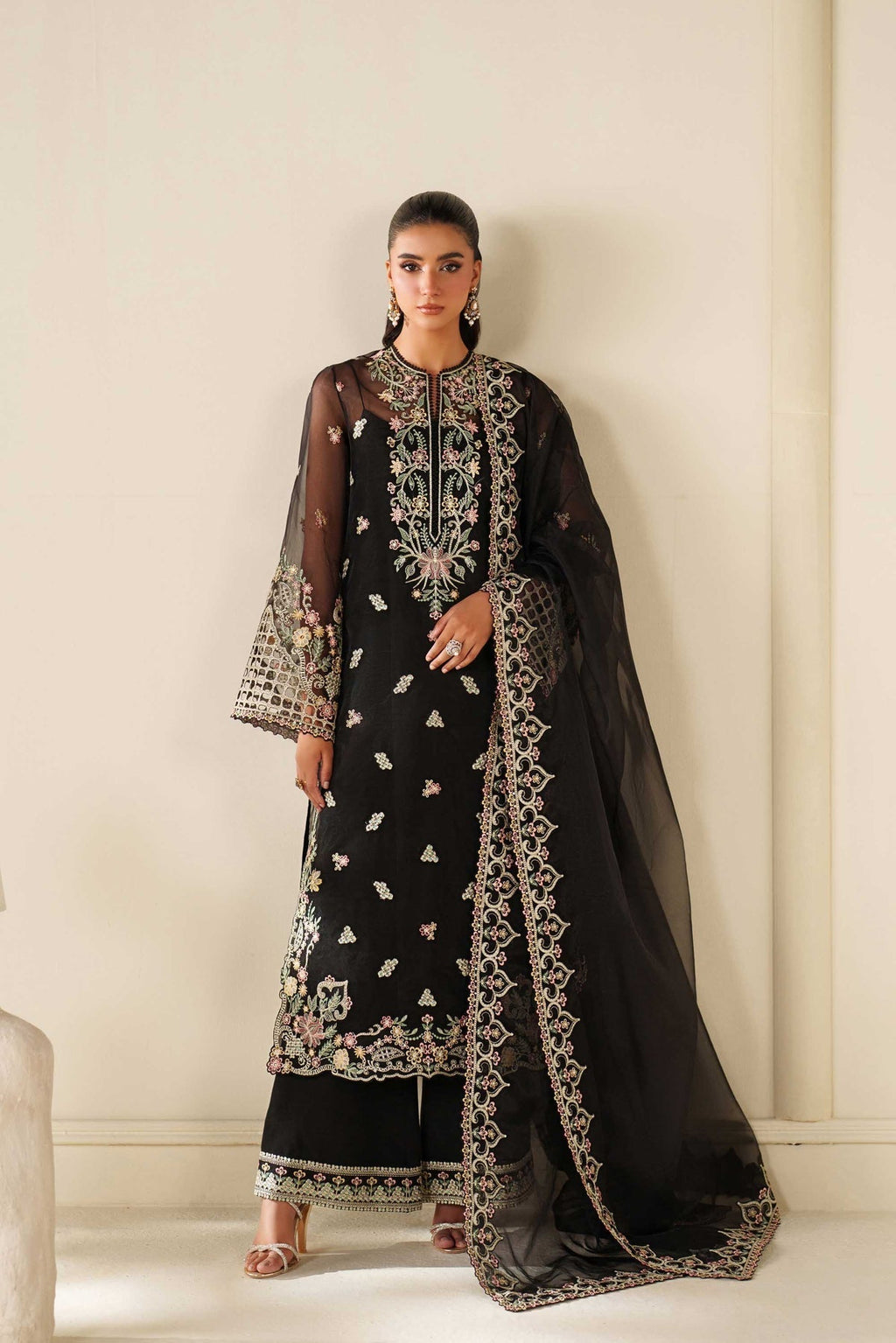 Akbar Aslam | Formal Pret | Noir