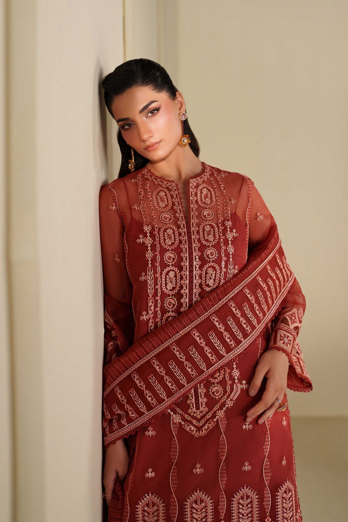 Akbar Aslam | Formal Pret | Elane