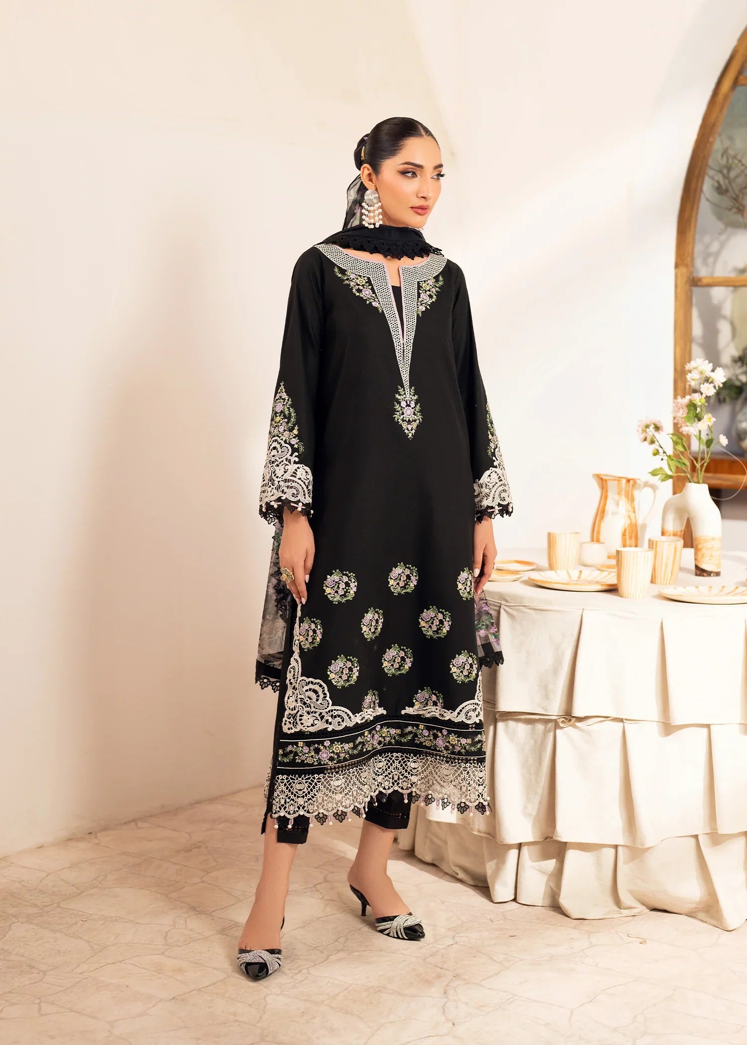 Sifa | Luxury Lawn Stitched | PhoolKari